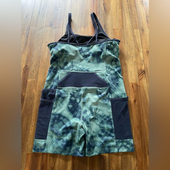 Mountain Hardware women’s Yuba Trail Onsie Large - Picture 3 of 11